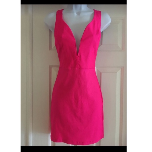 Statement dress - Picture 1 of 4